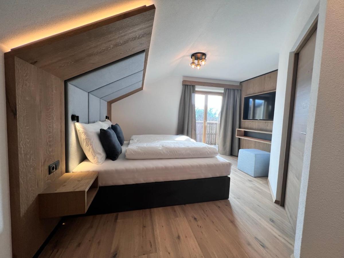 Adlhof Apartments บรูนิโก ภายนอก รูปภาพ