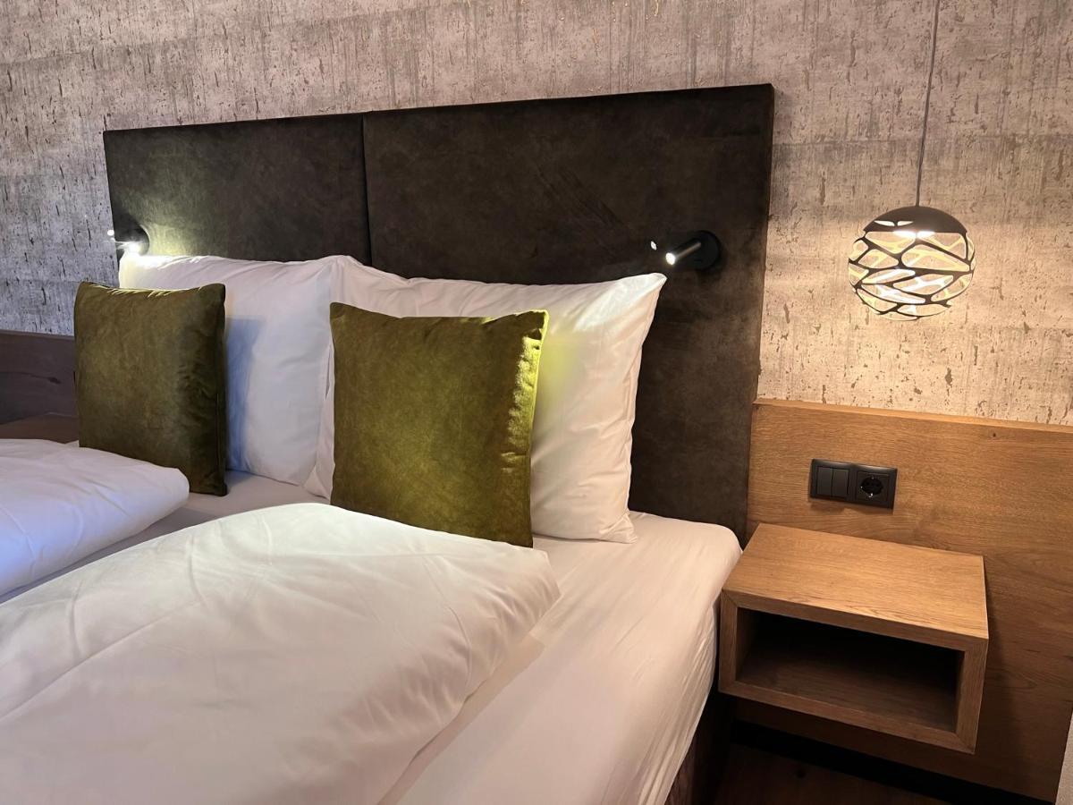 Adlhof Apartments บรูนิโก ภายนอก รูปภาพ